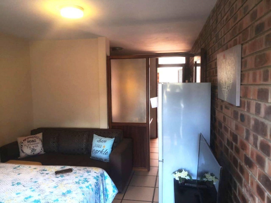 1 Bedroom Property for Sale in Dassie Rand North West